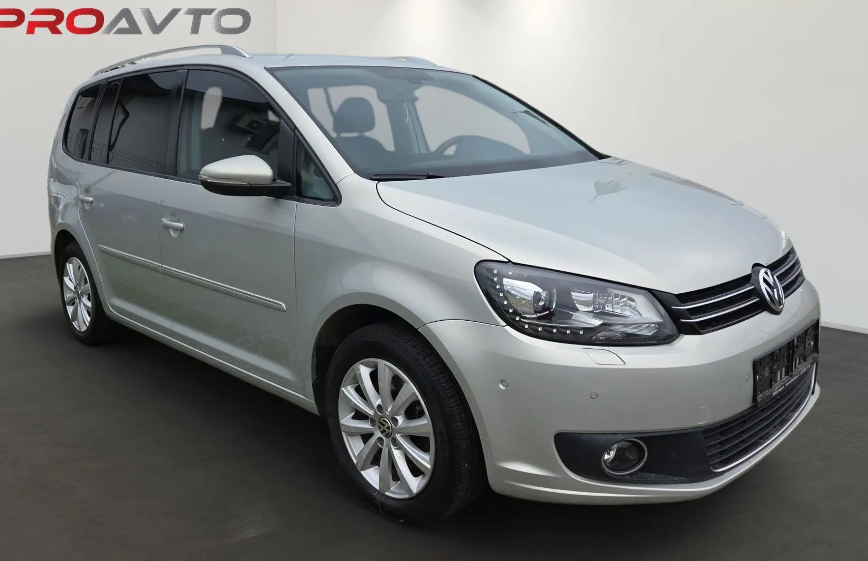 Zunanja slika - VW Touran - 2.0 TDI avt. Highline 103  140 - 2