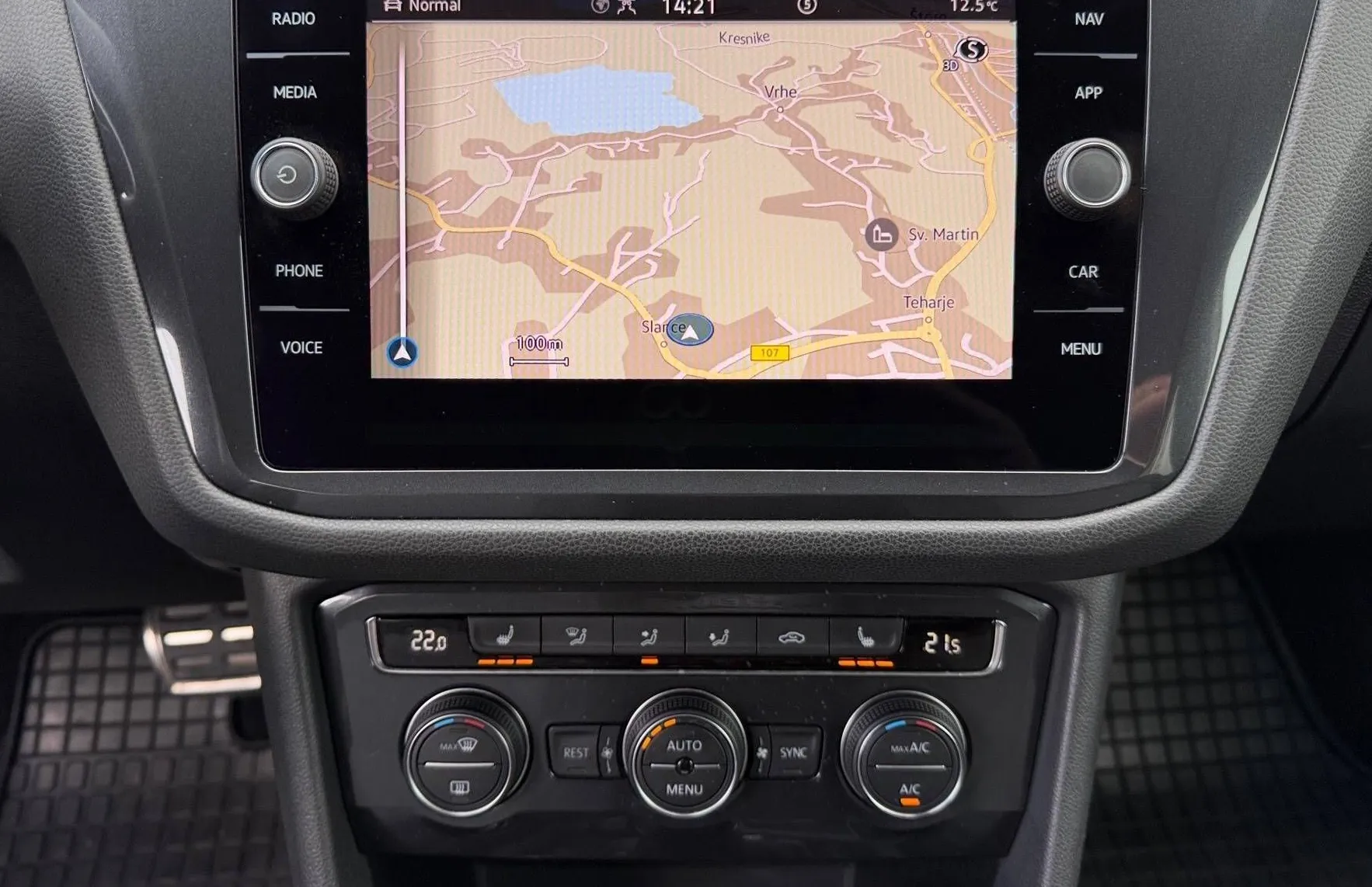 Zunanja slika - VW Tiguan Allspace - 2.0 TDI 4MOTION avt. R-Line 147kW-SLO-1.lastnik - 18