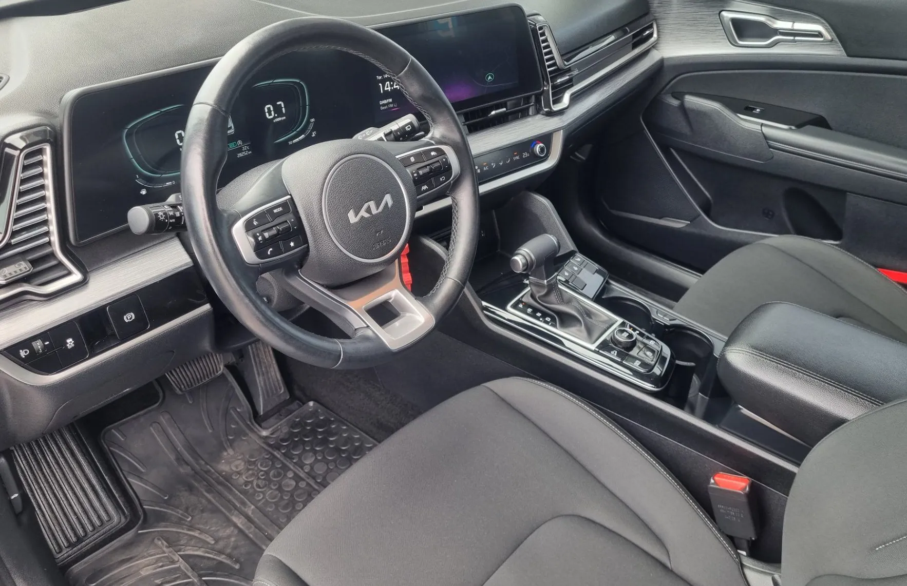 Zunanja slika - KIA Sportage - 1.6 T-GDI MHEV AVTOMATIK - SLOVENSKI + 1. LASTNIK - 9