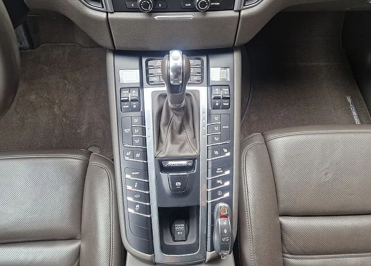 Zunanja slika - Porsche Macan - 3.6 Turbo  400KM - 11