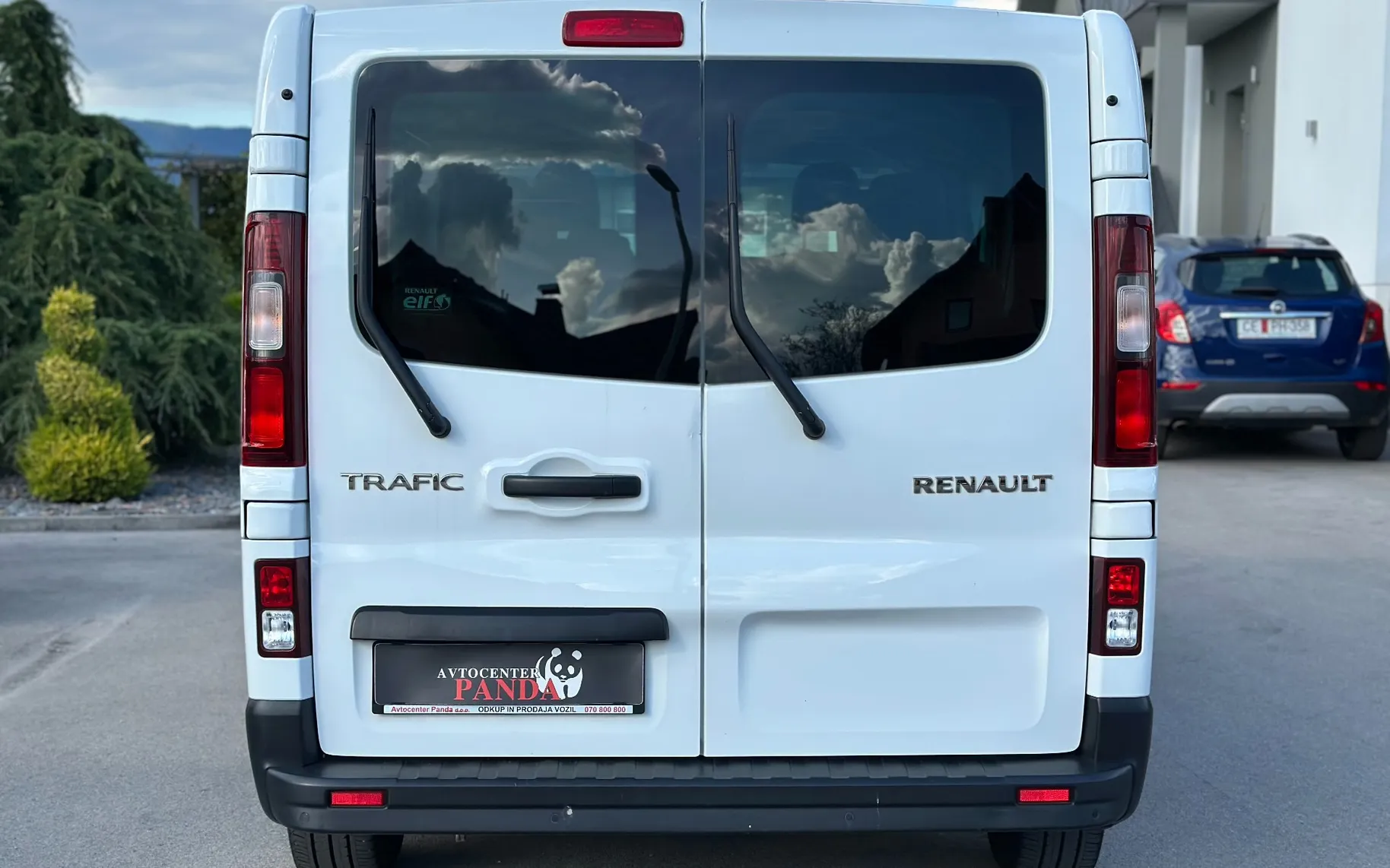 Zunanja slika - Renault Trafic - Furgon 1,6 dCi - 8