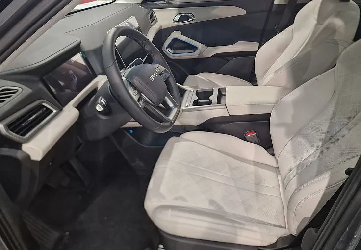 Zunanja slika - BYD ATTO 2 - DM-i BOOST PHEV 156kW baterija18kWh- doseg 1000 km - 6