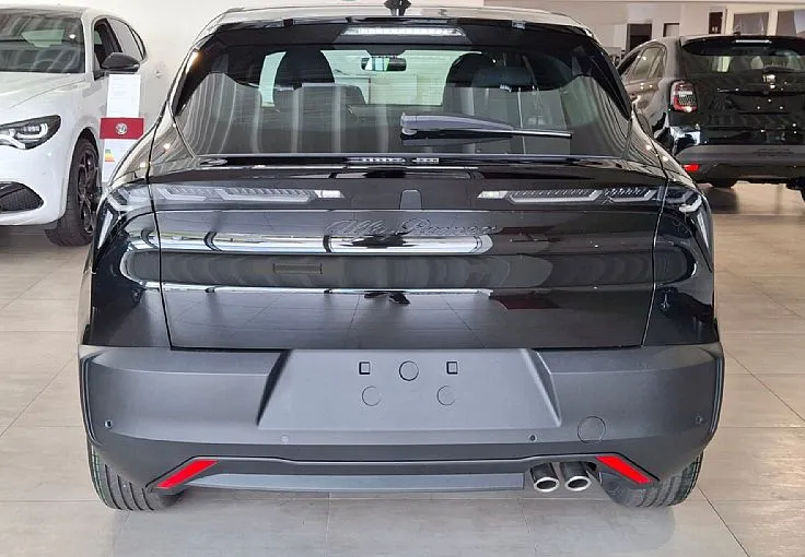 Zunanja slika - Alfa Romeo Junior - 1.2 E-DCT6 MHEV CORE - 5