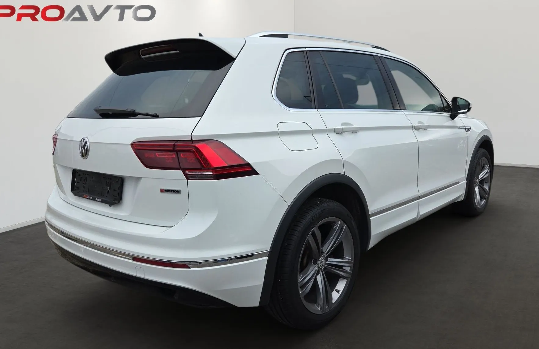 Zunanja slika - VW Tiguan - 2.0 TDI SCR 4MOTION BMT R-Line .rezerviran - 3