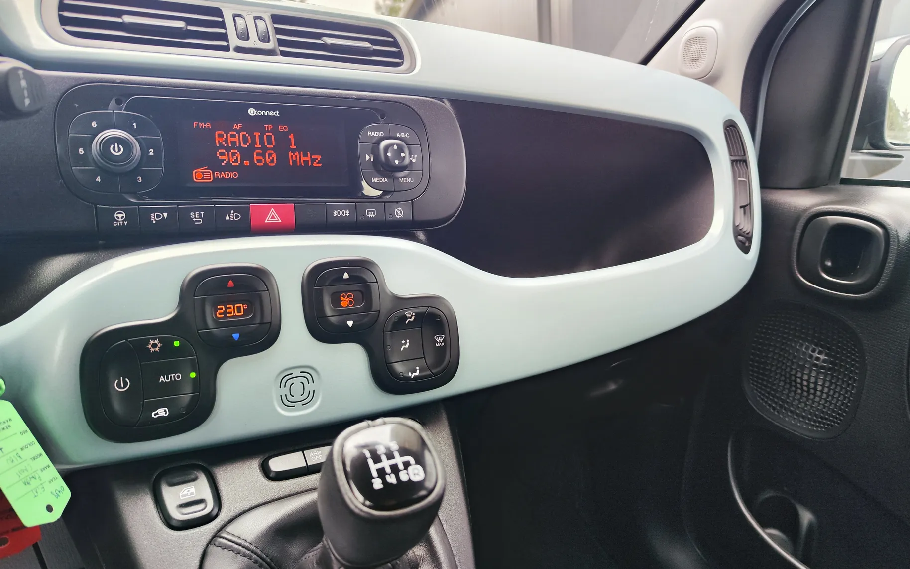 Zunanja slika - Fiat Panda - 1.0 GSE Hybrid 51kW CROSS - 10