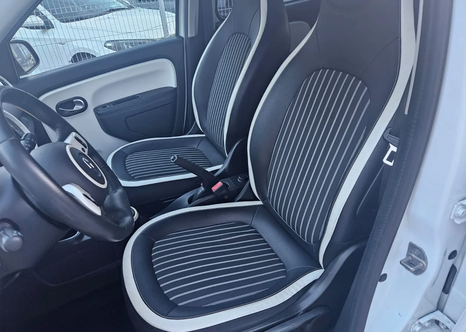 Zunanja slika - Renault Twingo - SCE 65 - INTENS - 7