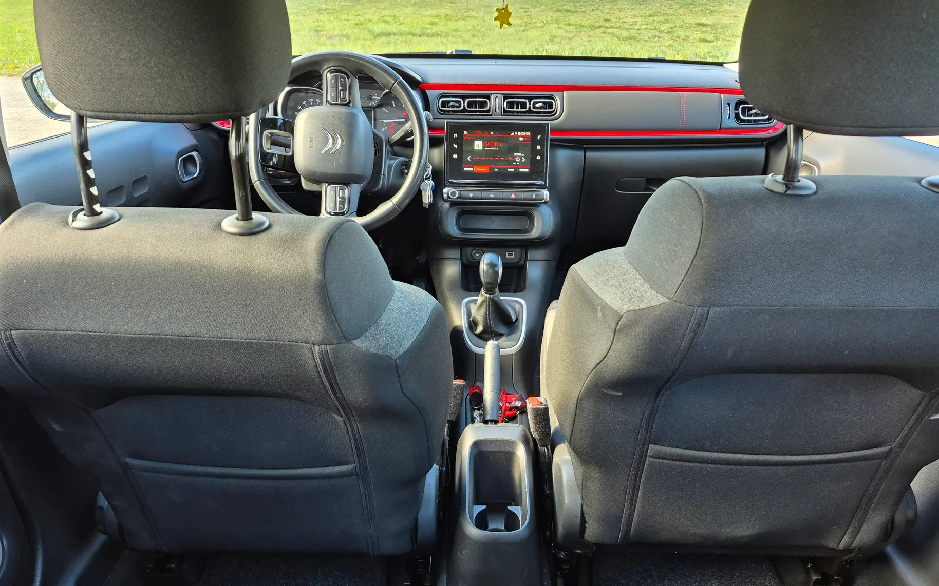 Notranja slika - Citroën C3 - 1,2 PureTech 83 S&S Shine - 8