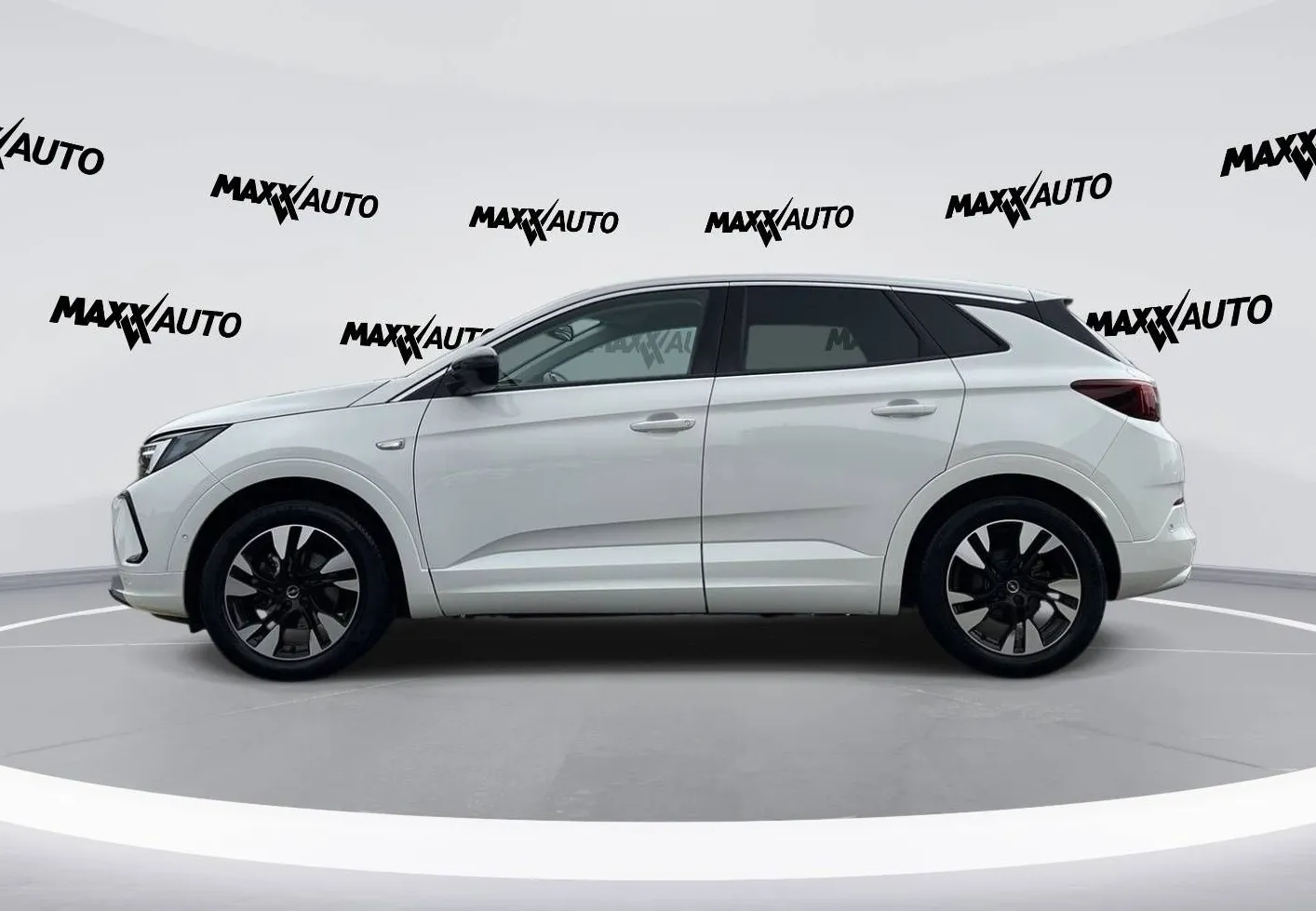 Zunanja slika - Opel Grandland X - 1.5 D AUT ULTIMATE ACC MRTVI KOT GRETJE SED+VOLAN - 7