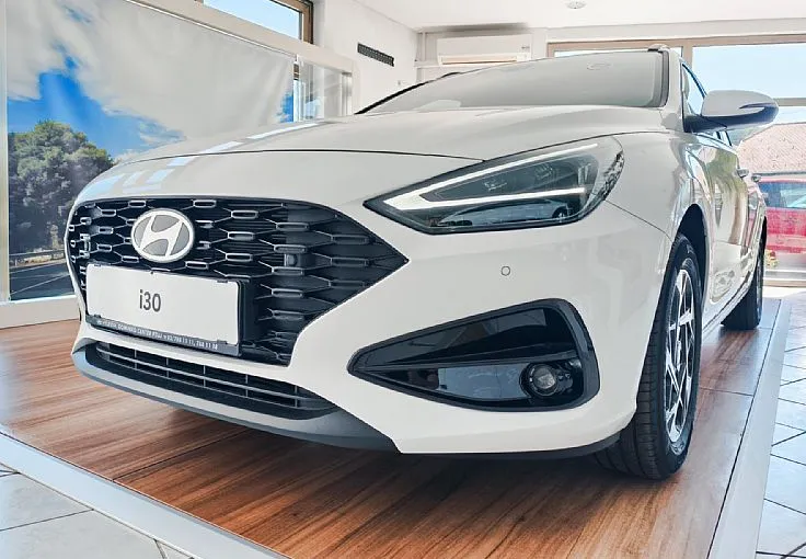 Zunanja slika - Hyundai i30 Wagon - 1.5 STYLE 4-VALJNI-TESTNO-LED-DAB-NAVI-VIDEO - 1