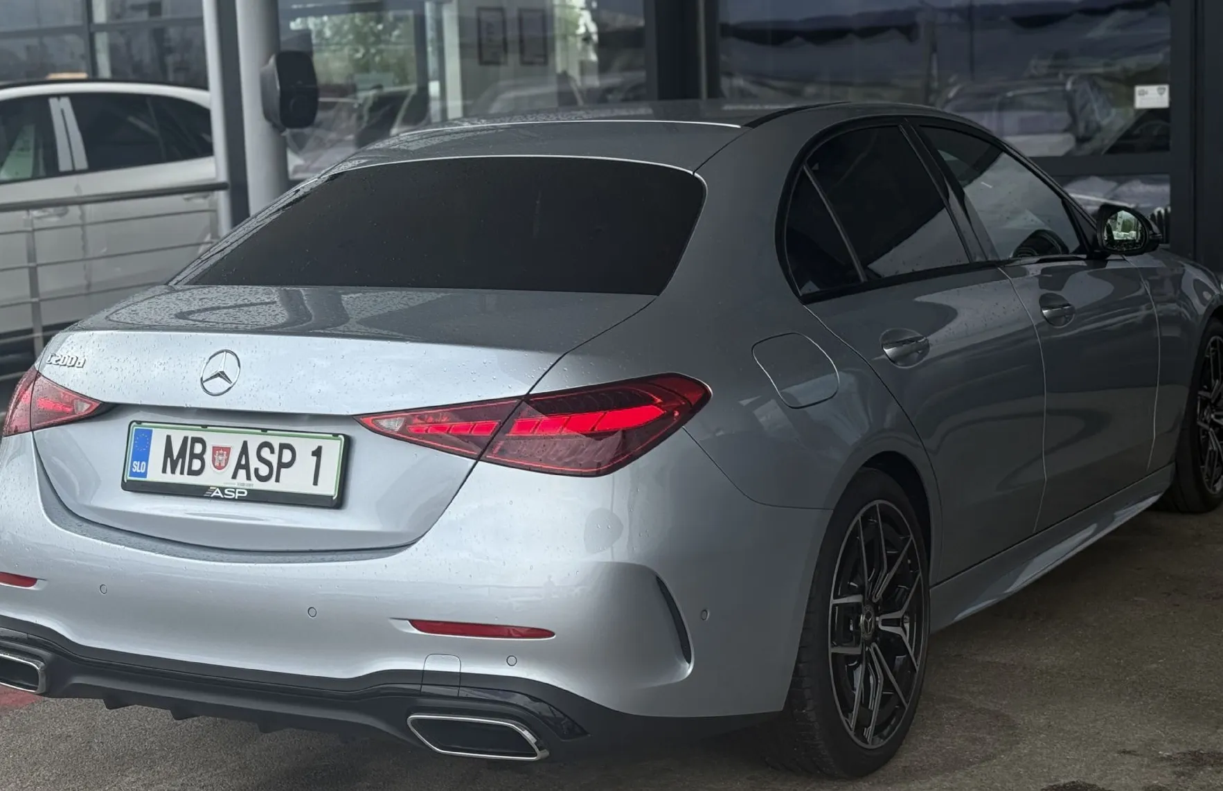 Zunanja slika - Mercedes-Benz C-Razred - C 200 d PREMIUM - 6