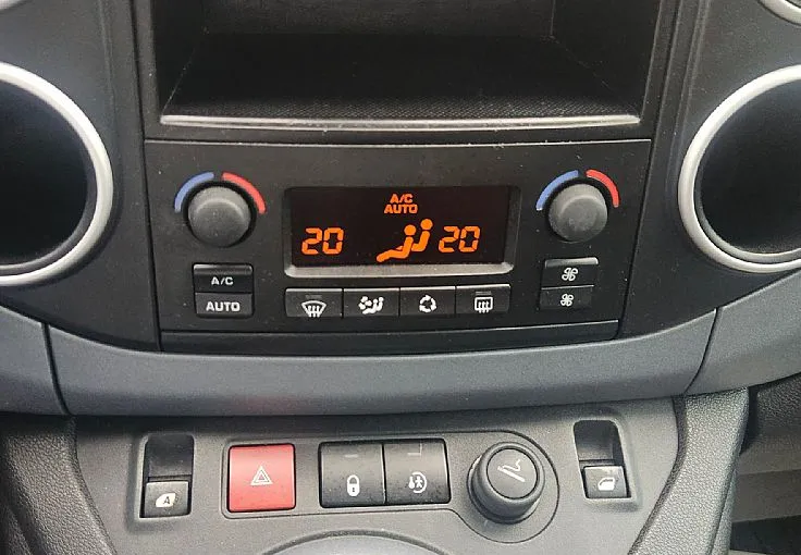 Zunanja slika - Citroën Berlingo - Multispace Pack 1.6 HDI 92ks °KLJUKA° - 8