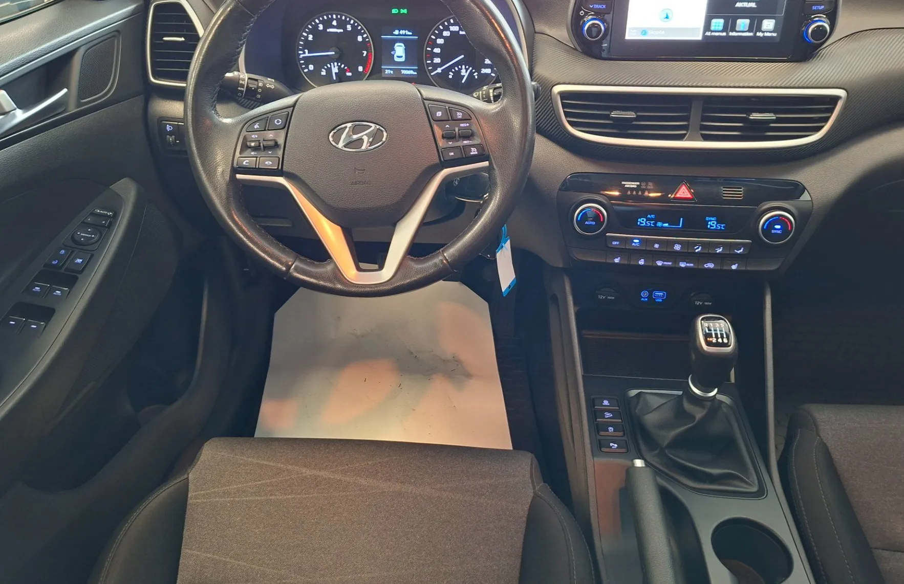 Zunanja slika - Hyundai Tucson - 1.6 GDI PREMIUM-SLO-1.LAST.-LED-NAVI-KAMERA- - 8