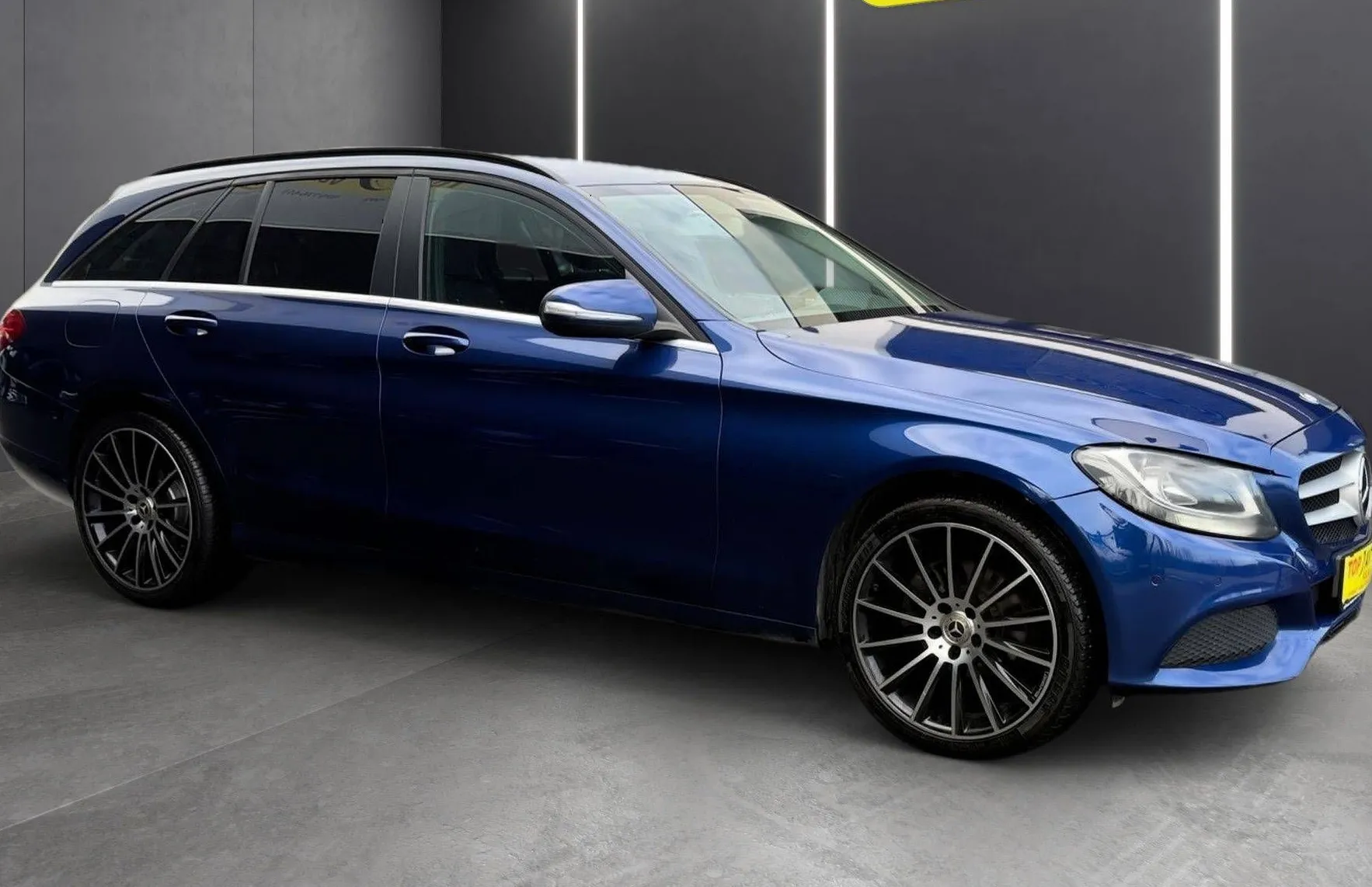 Zunanja slika - Mercedes-Benz C-Razred - C 200 TEMP NAVI MOŽNOST FINANCIRANJA BREZ POLOGA.. - 10