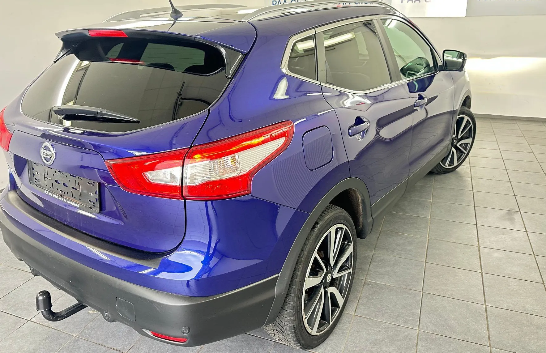 Zunanja slika - Nissan Qashqai - 1.6 dCi.Tekna.130.am.4x4.usnje.kamera.navi.117.000 - 9