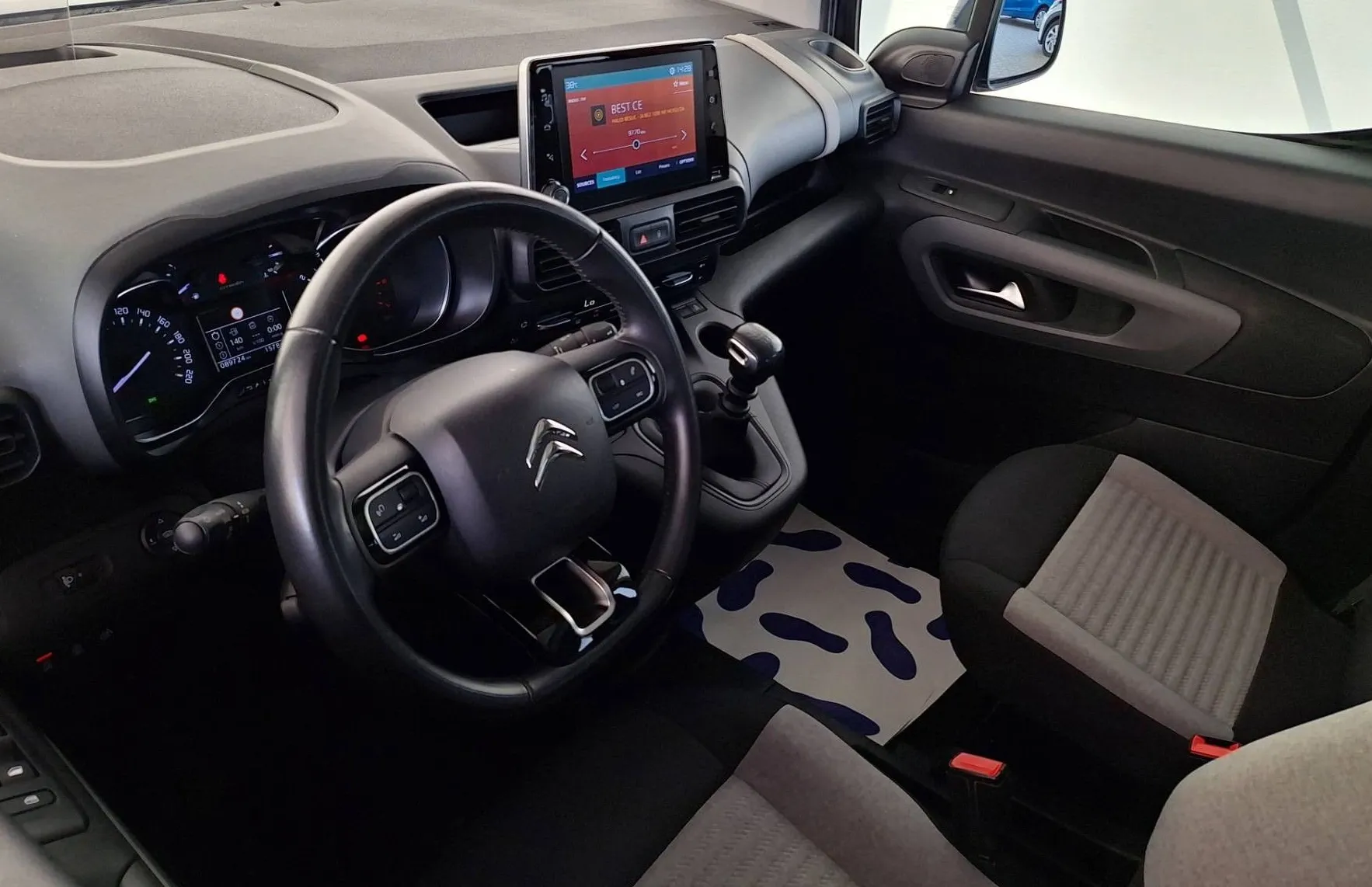 Zunanja slika - Citroën Berlingo - 1.2 Puretech Shine M •Slovensko vozilo•1.lastnik• - 11
