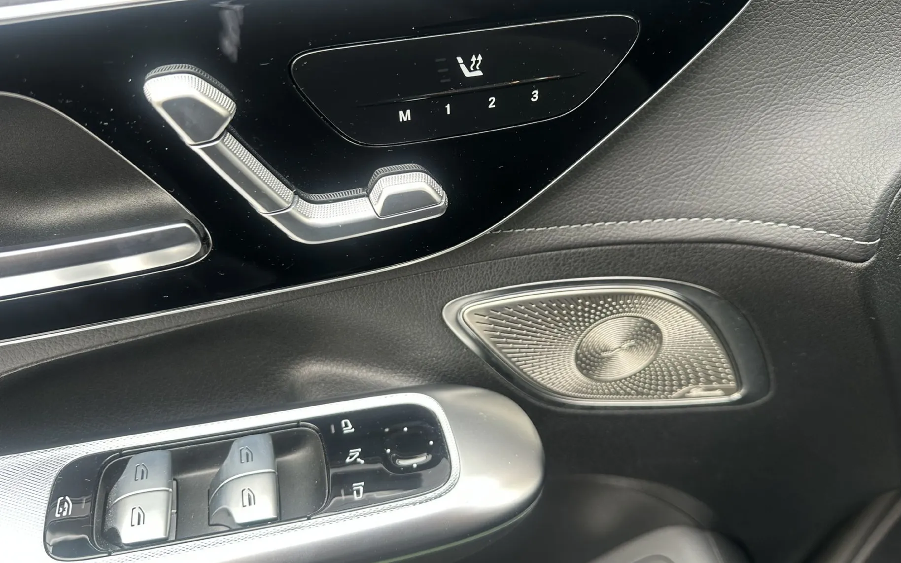 Zunanja slika - Mercedes-Benz EQE - 350+KAMERA.NAVI.LED.USNJE.KROM.SAMO 43000KM - 9