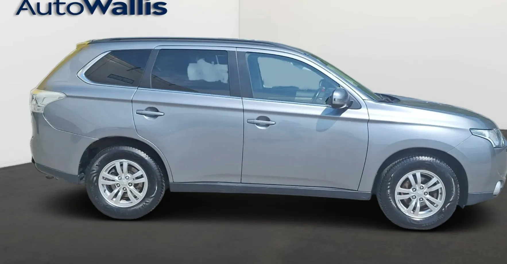 Zunanja slika - Mitsubishi Outlander - 4WD 2.2 - 6