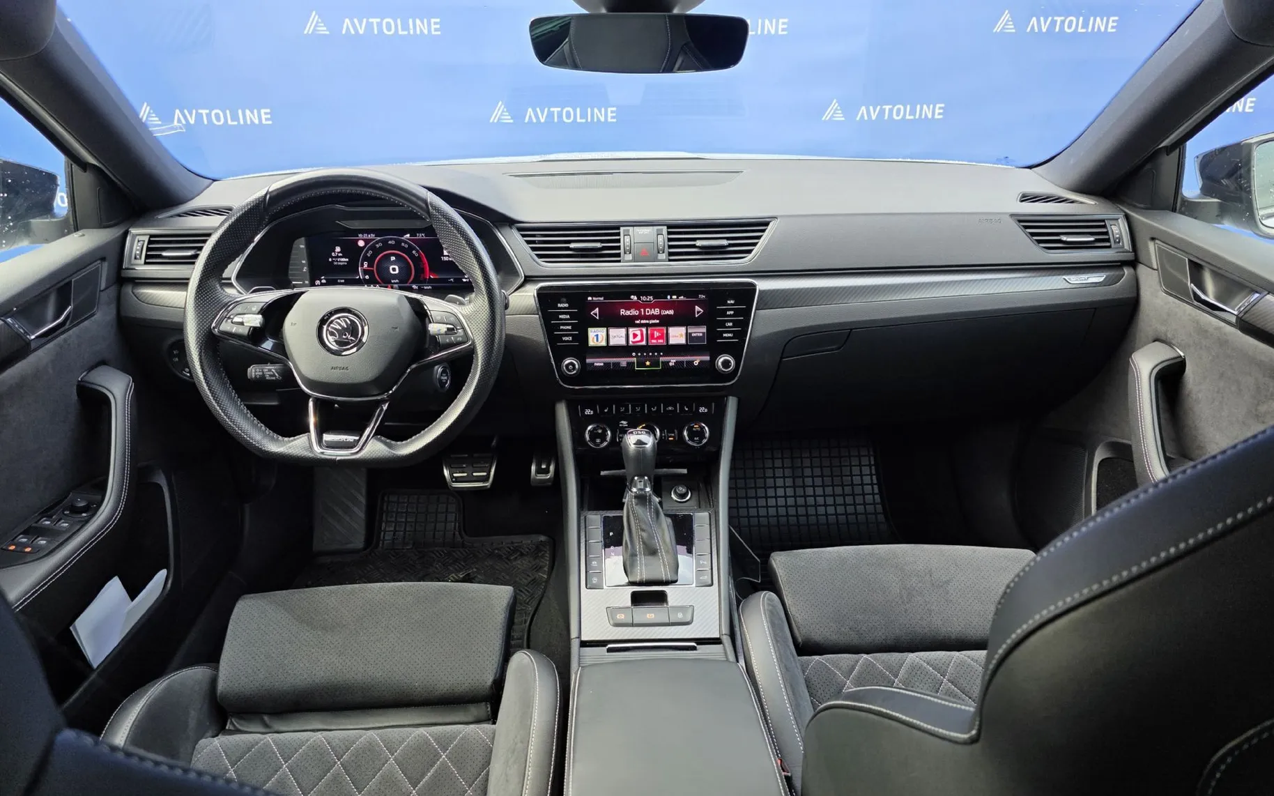 Zunanja slika - Škoda Superb - 1.5 TSI Sportline Combi 110 kW DSG AMBI NAVI EL SE - 8
