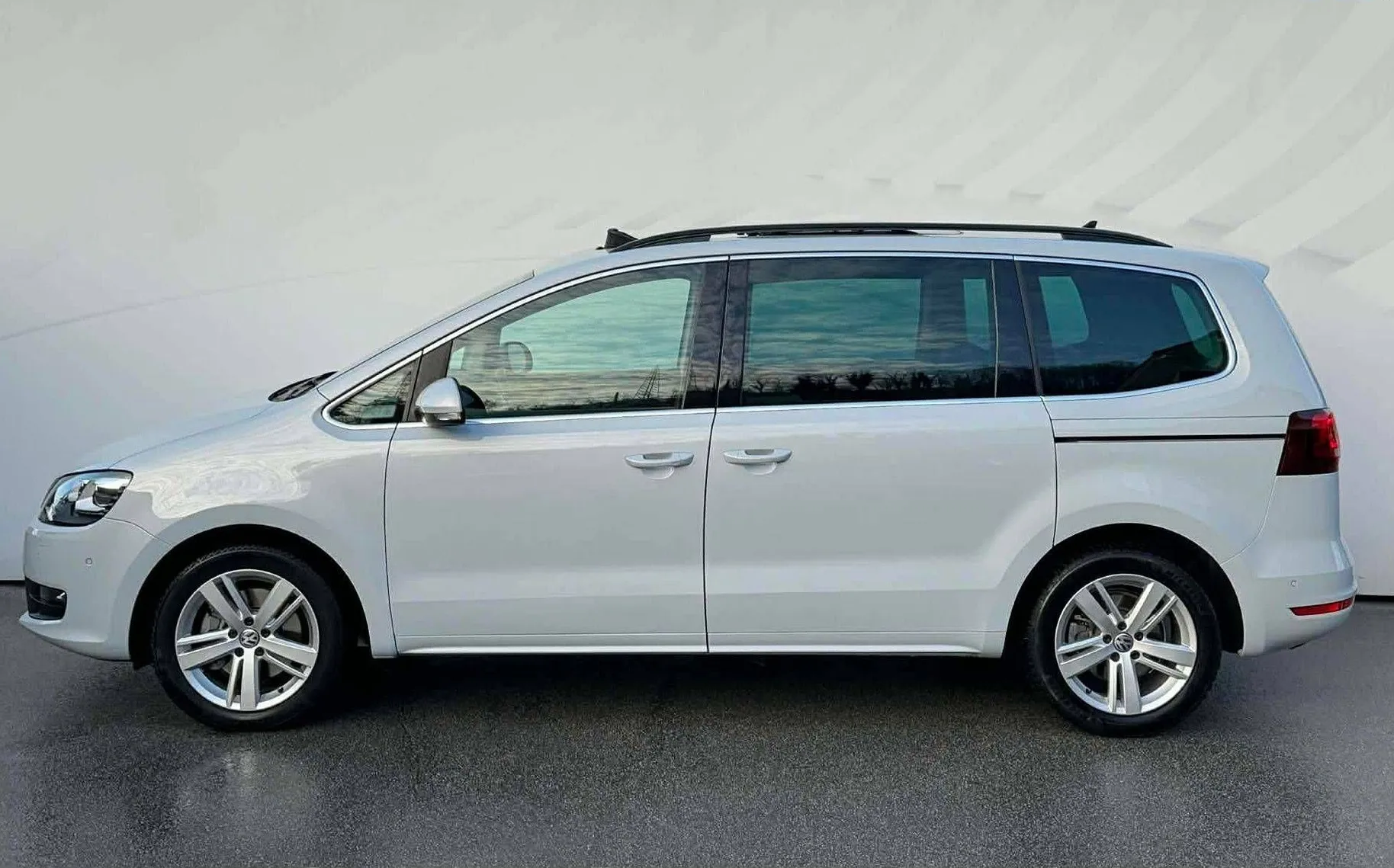 Zunanja slika - VW Sharan - 2.0 TDI-DSG-H LINE-PANORAMA-LIZING ZA TUJCE-KAME.. - 6
