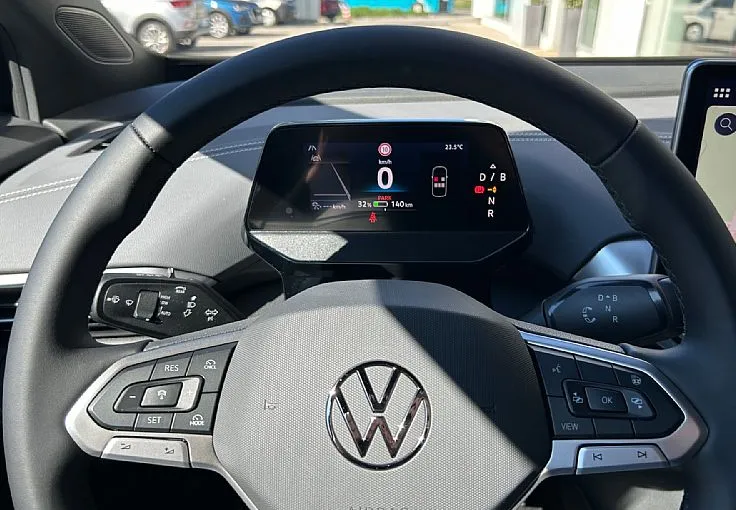 Zunanja slika - Volkswagen ID.4 - Pure Limited  58 kWh - ZALOGA - 7