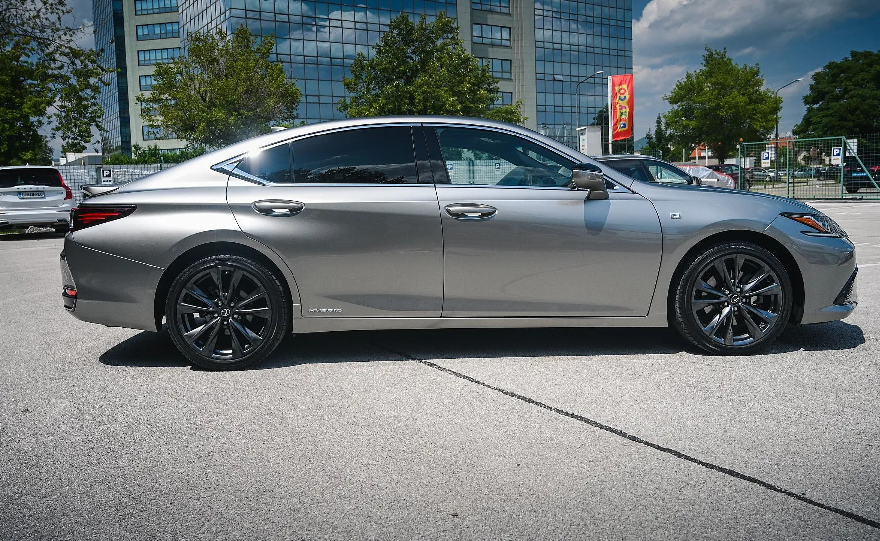 Zunanja slika - Lexus ES - 300h F Sport Premium Davčna olajšava za PODJETJA - 8