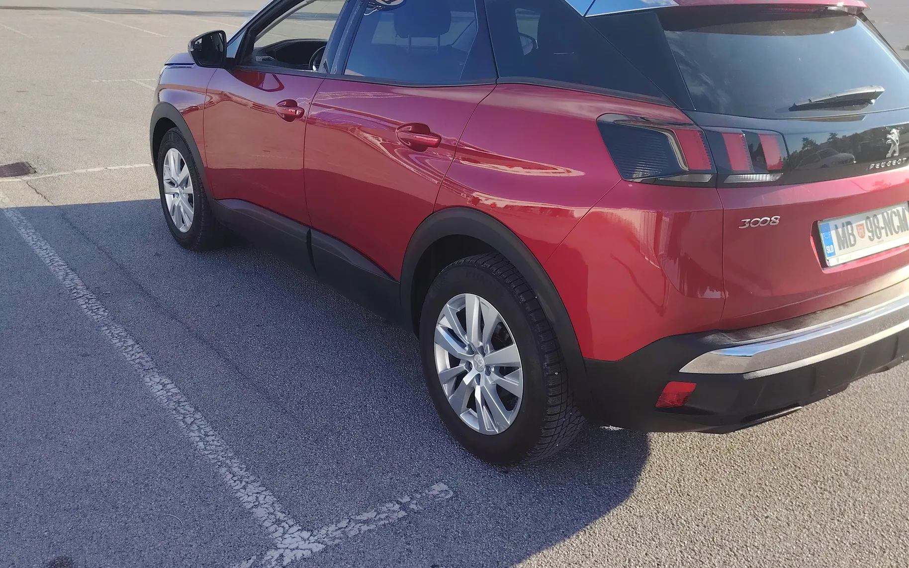 Zunanja slika - Peugeot - 3008 1,6 BlueHDI 120 S&S Active - 4