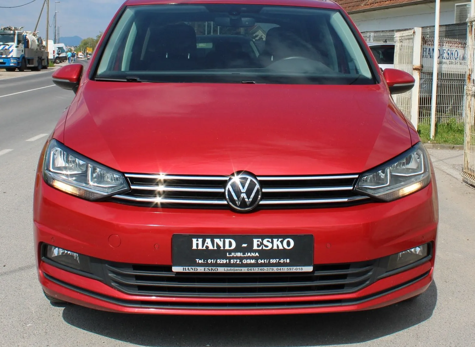 Zunanja slika - Volkswagen Touran - 2.0 TDI BMT Lounge DSG-KAMERA-NAVI-ALU-PDC - 2