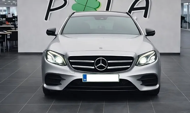 Zunanja slika - Mercedes-Benz E-Razred - E 220 d AMG LINE - 2