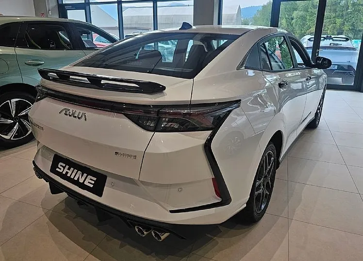 Zunanja slika - Dongfeng Shine - 1.5T + 360 kamera + TEMPOMAT + GRETJE + BLIS - 8