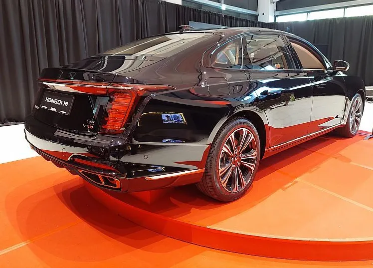 Zunanja slika - Hongqi H9 - 2.0T MHEV LUXURY - 4