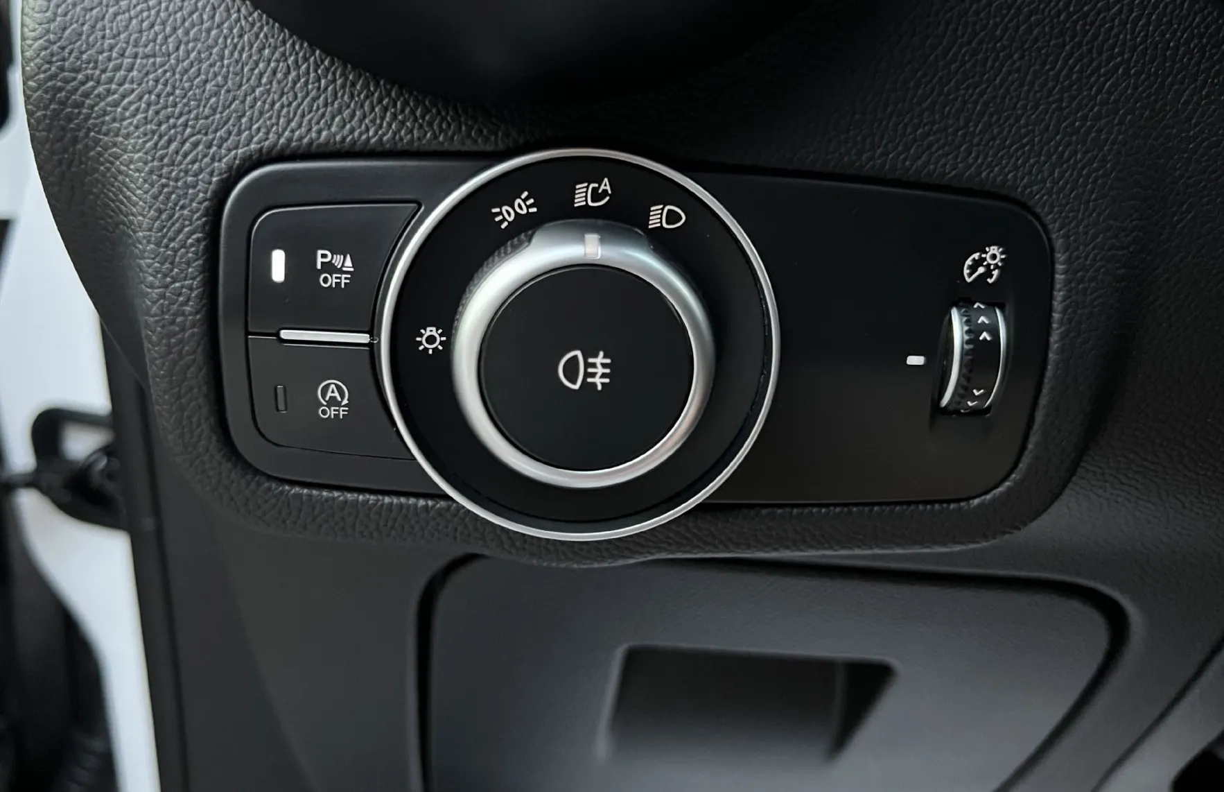 Zunanja slika - Alfa Romeo Stelvio - 2.2D Q4 190KM AVTOMATIK NAVI LED KAMERA 1.lastnik - 17