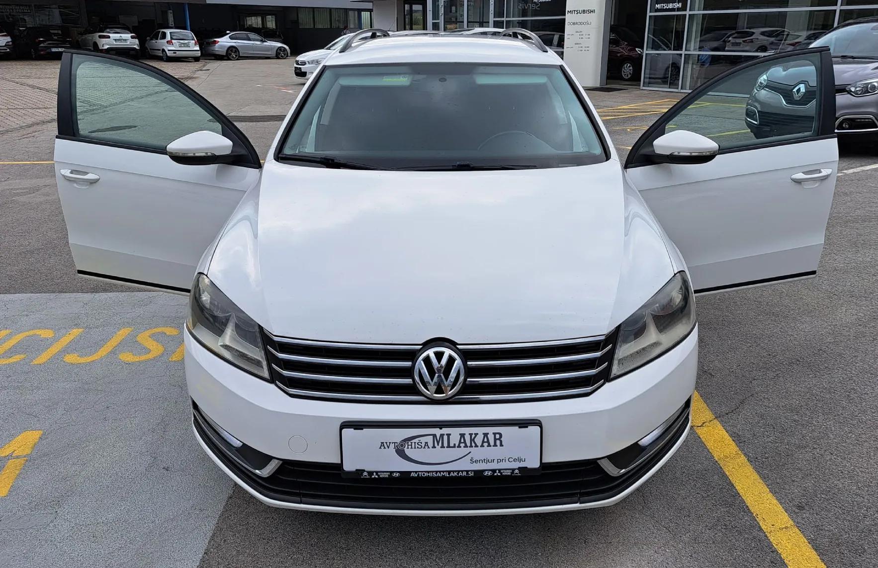 Zunanja slika - VW Passat - Variant 1.6 TDI  Comfortline -ODLIČEN- - 6