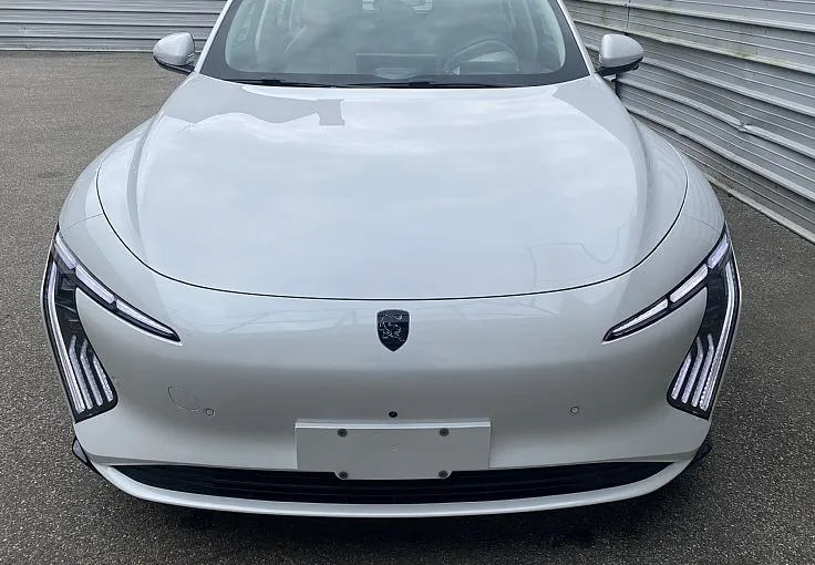 Zunanja slika - Forthing S7 - 56.8 kWh 154 kW 210 KM - 3