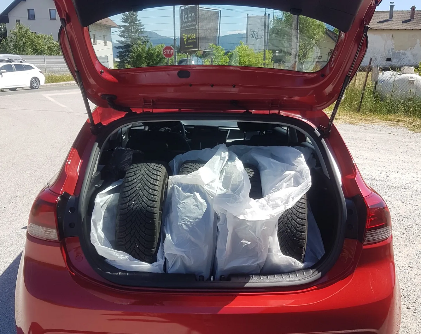 Zunanja slika - KIA Rio - 1,25 - 8
