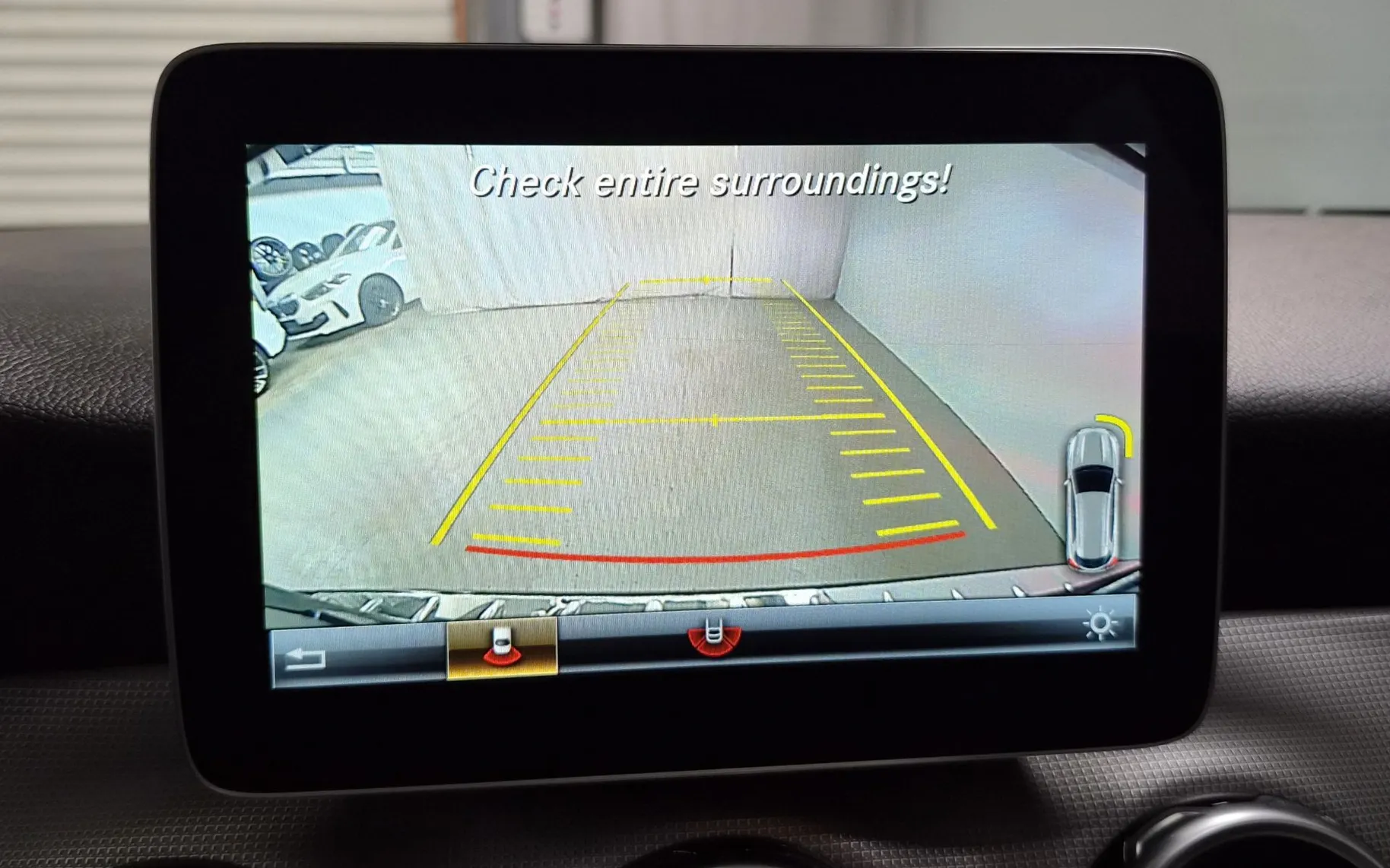 Zunanja slika - Mercedes-Benz GLA-Razred - GLA 200 d Avt.URBAN 1.LAST SLO TEMP KAM KEYLESS - 10