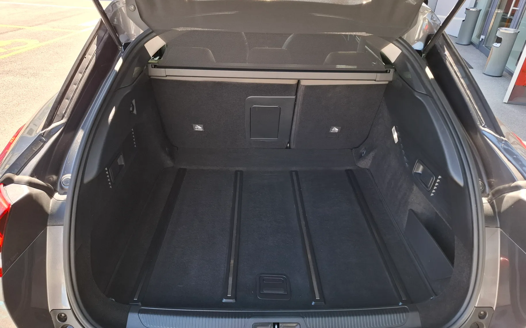 Zunanja slika - Citroën C5X - C5 X 1.2 PURETECH SHINE - ODLIČEN - POTRJENA SERVISNA - 13