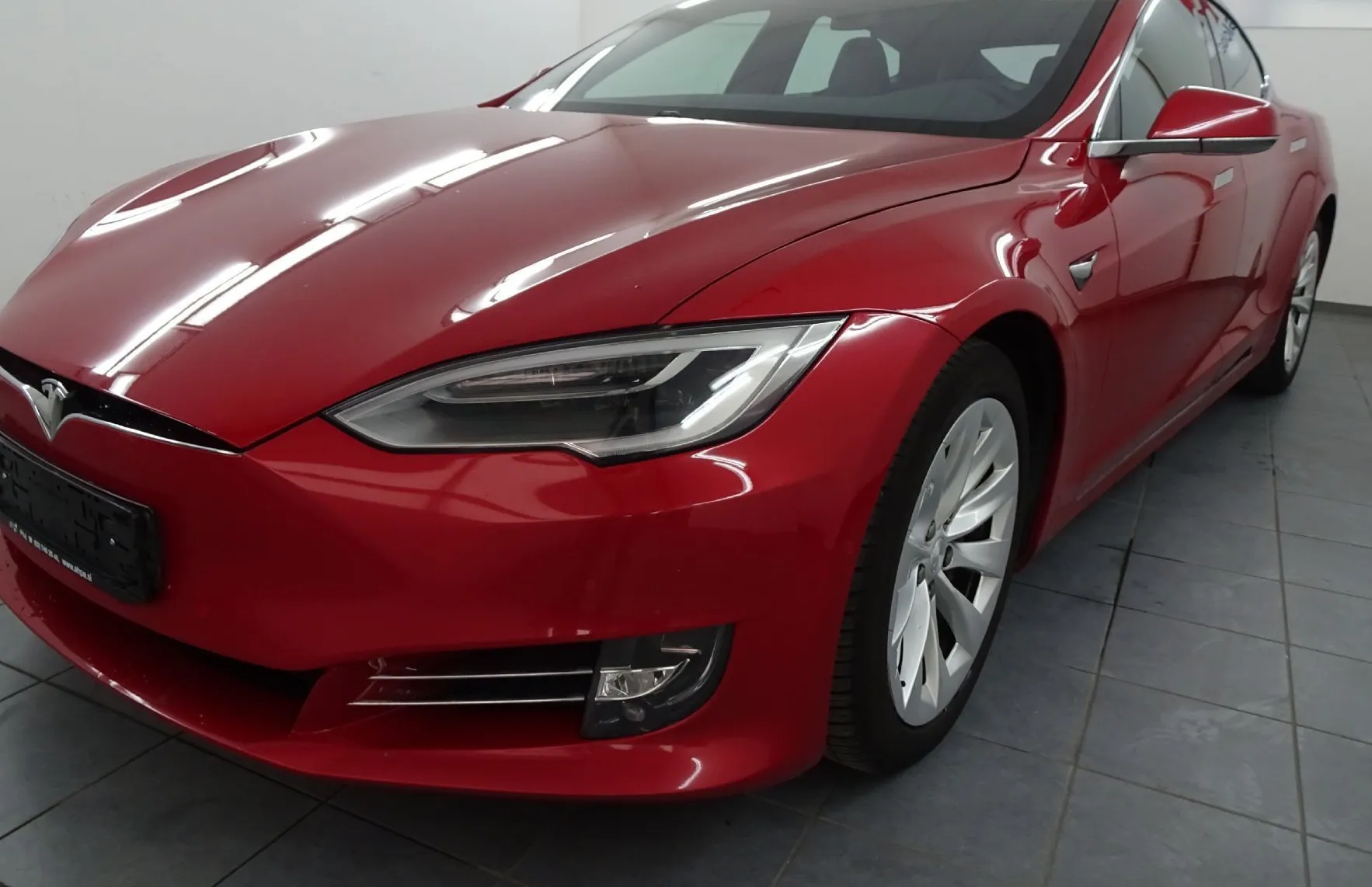 Zunanja slika - Tesla Model S - 75D  Dual Motor  Auto Pilot total options  8 958€ - 1