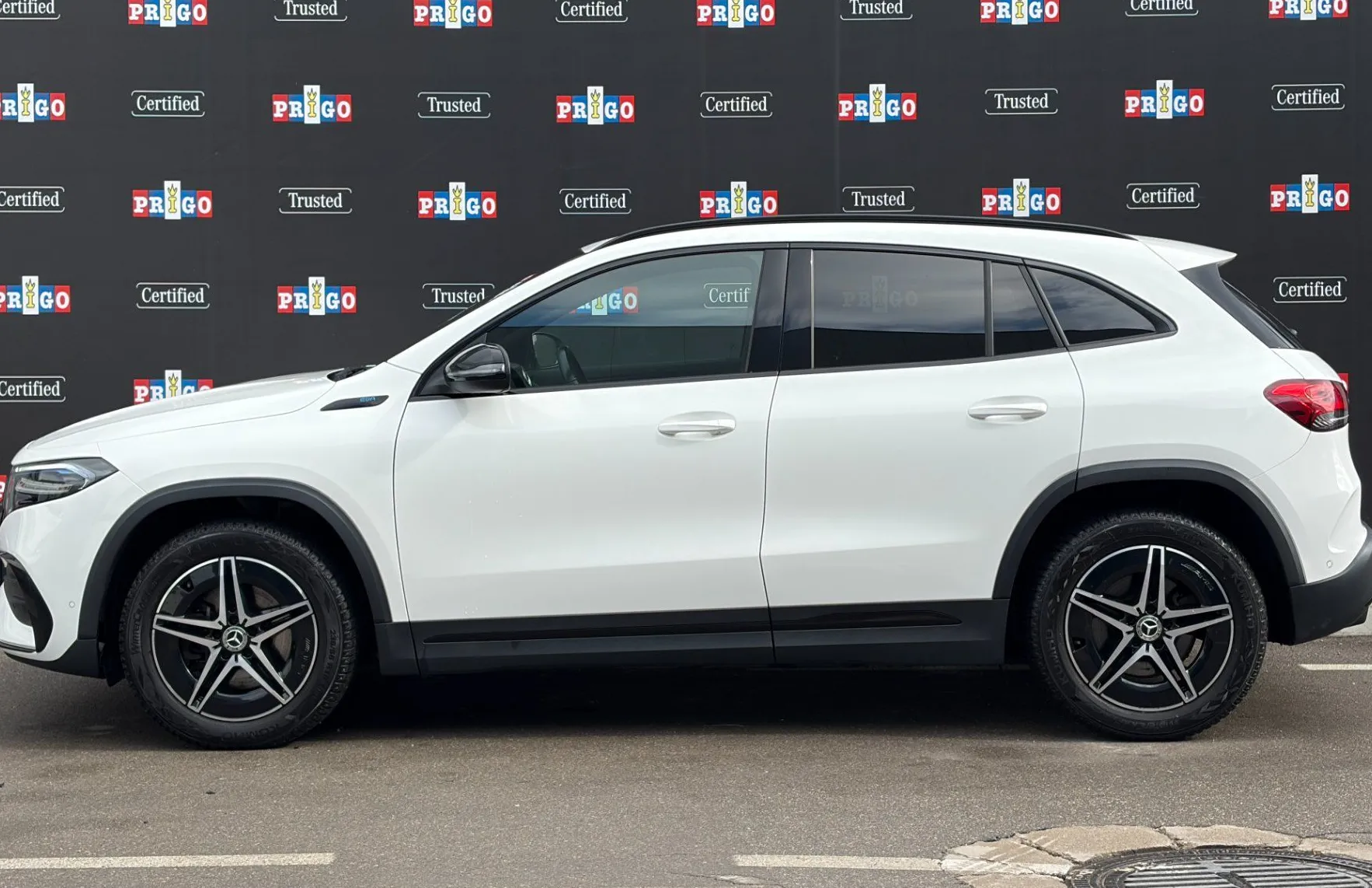 Zunanja slika - Mercedes-Benz EQA - 250 AMG Line - 2
