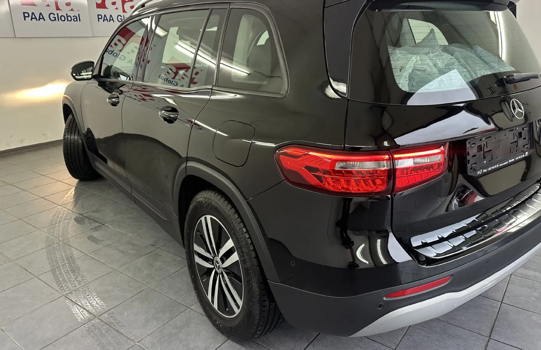Zunanja slika - Mercedes-Benz GLB-Razred - GLB 200 d 4MATIC Avt.NEMŠKI.KAMERA.PANORAMA.NAVI - 16