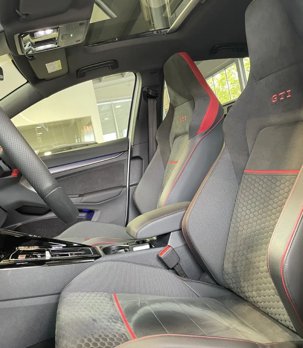 Zunanja slika - VW Golf - GTI-HEADUP-PANO-NAVI-GRETJE-LED-LANE-HARMAN KARDON - 9