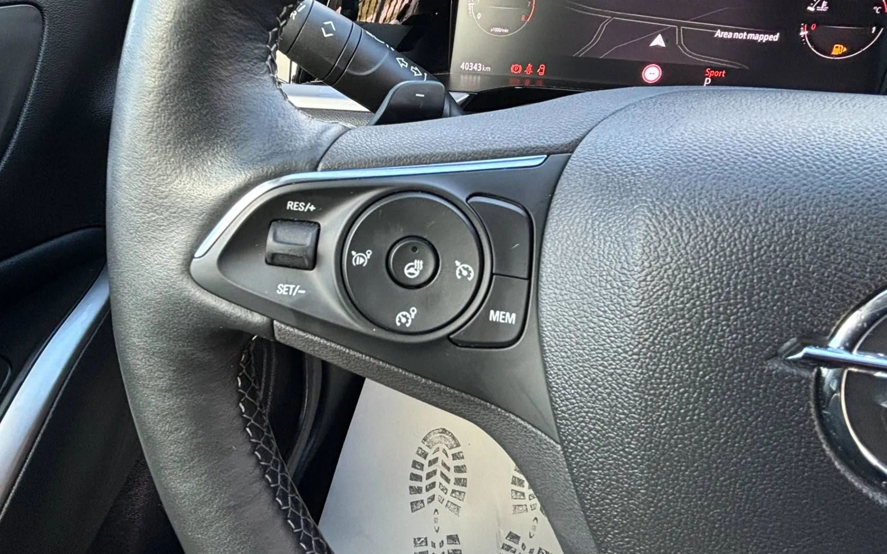 Zunanja slika - Opel Grandland - 1.2 TURBO GS LINE LED-KAMERA-NAVI - 17