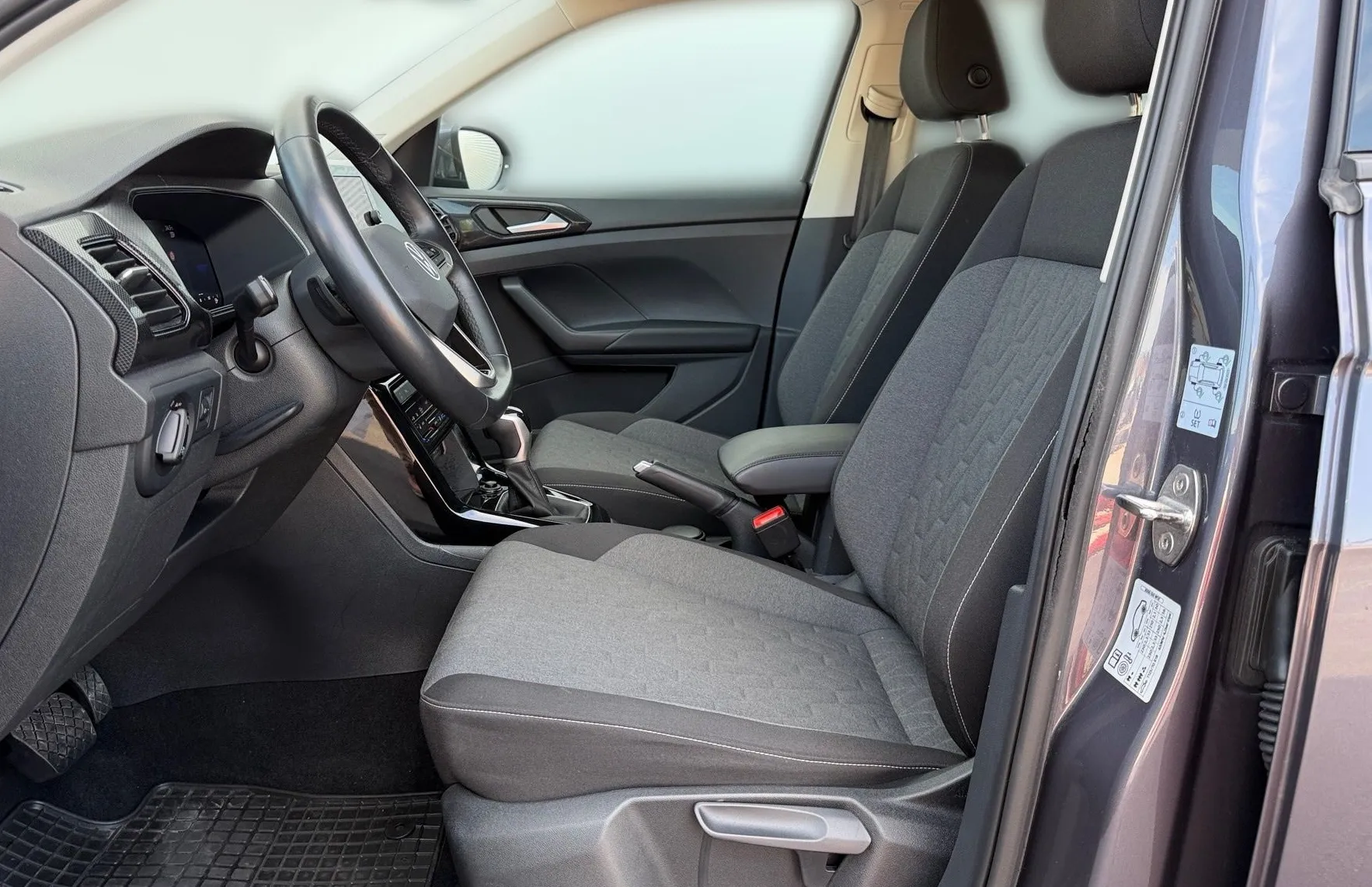 Zunanja slika - VW T-Cross - 1.0 TSI BMT 4All DSG-SLO-LED-PDC-Kamera-AppConnect - 7