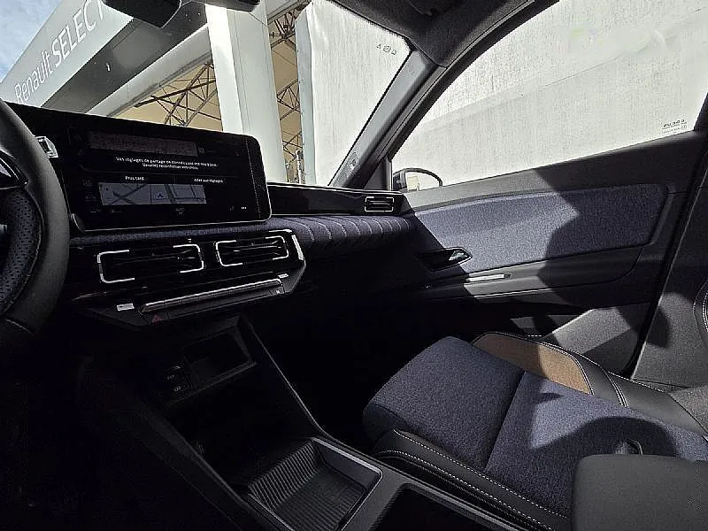 Zunanja slika - Renault 5 E-Tech Electric - Techno EV52+Parkiranje 360+Platišča Chrono - 11
