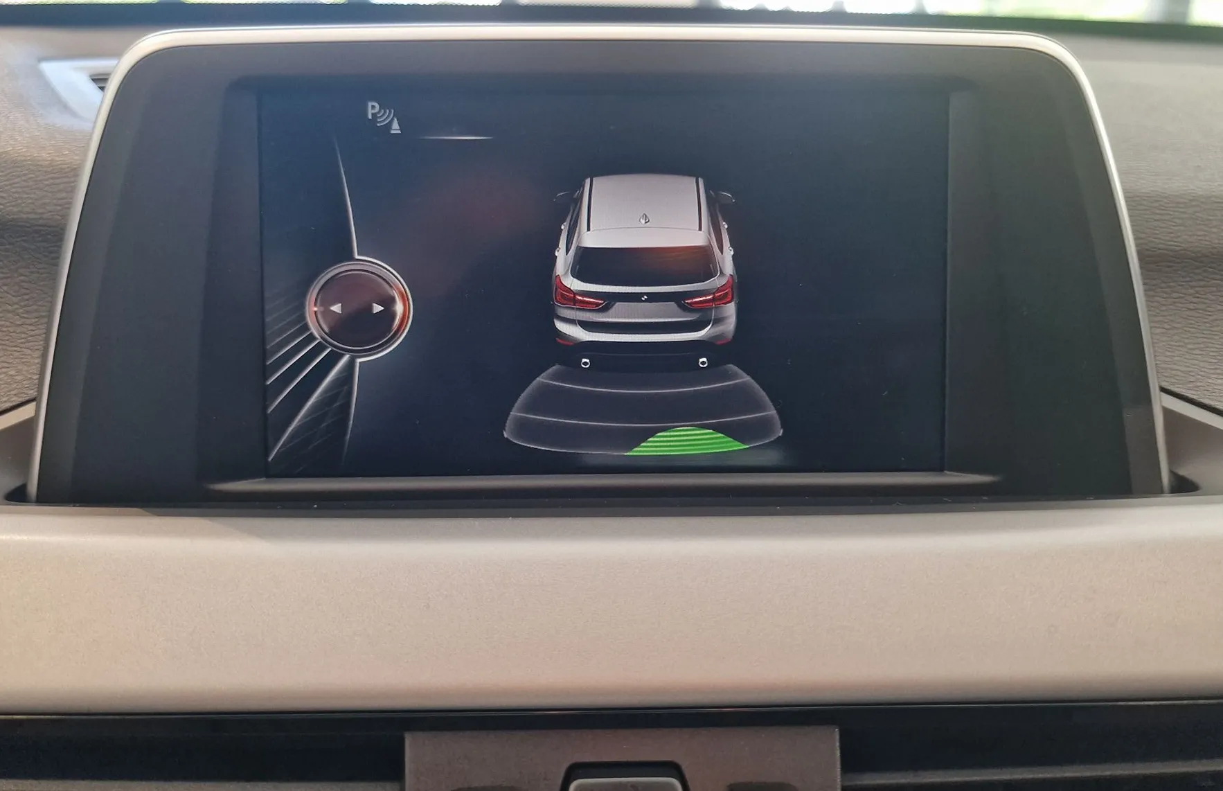 Zunanja slika - BMW X1 - serija :  sDrive18d KLJUKA|PDC|NAVI|FRONT ASSIST|TEMPOMAT - 17