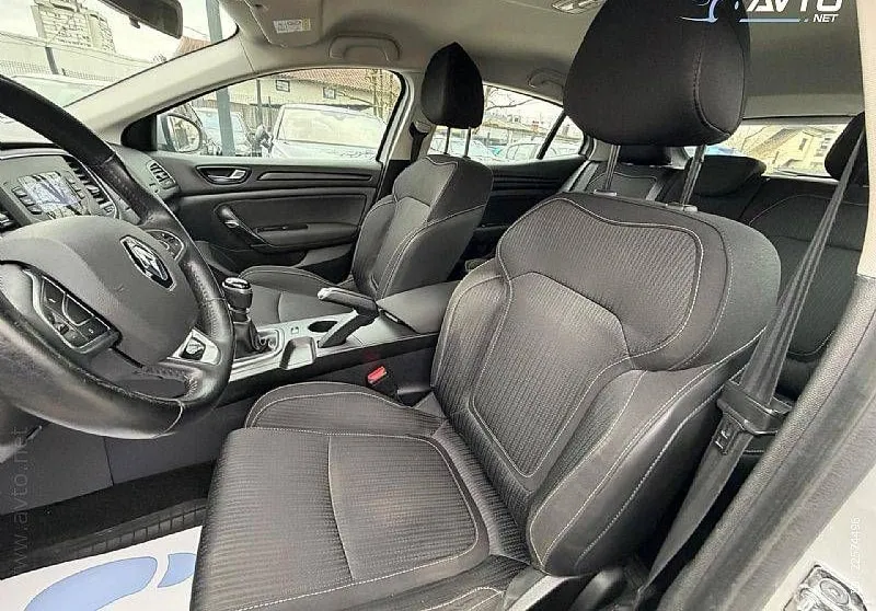 Notranja slika - Renault Megane - Energy dCi - 10