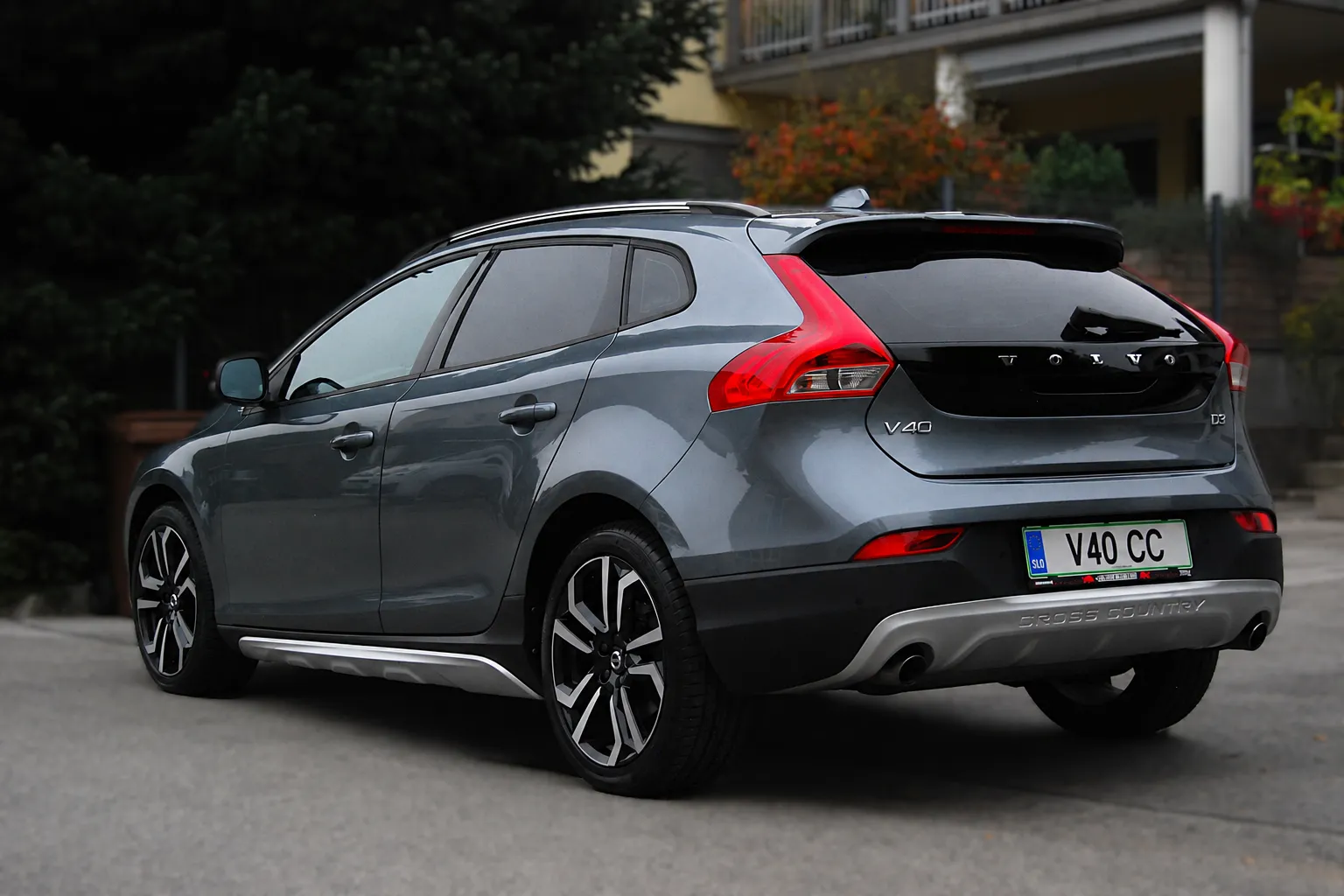Volvo V40