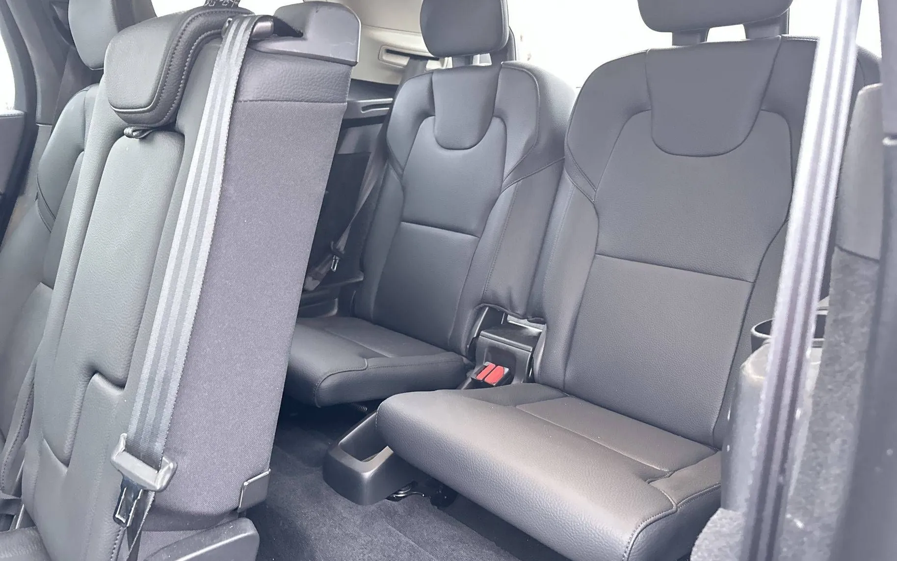Notranja slika - Volvo XC90 - B5D AWD Plus Bright Avt. 7 sedežev PANO-KLJUKA... - 12