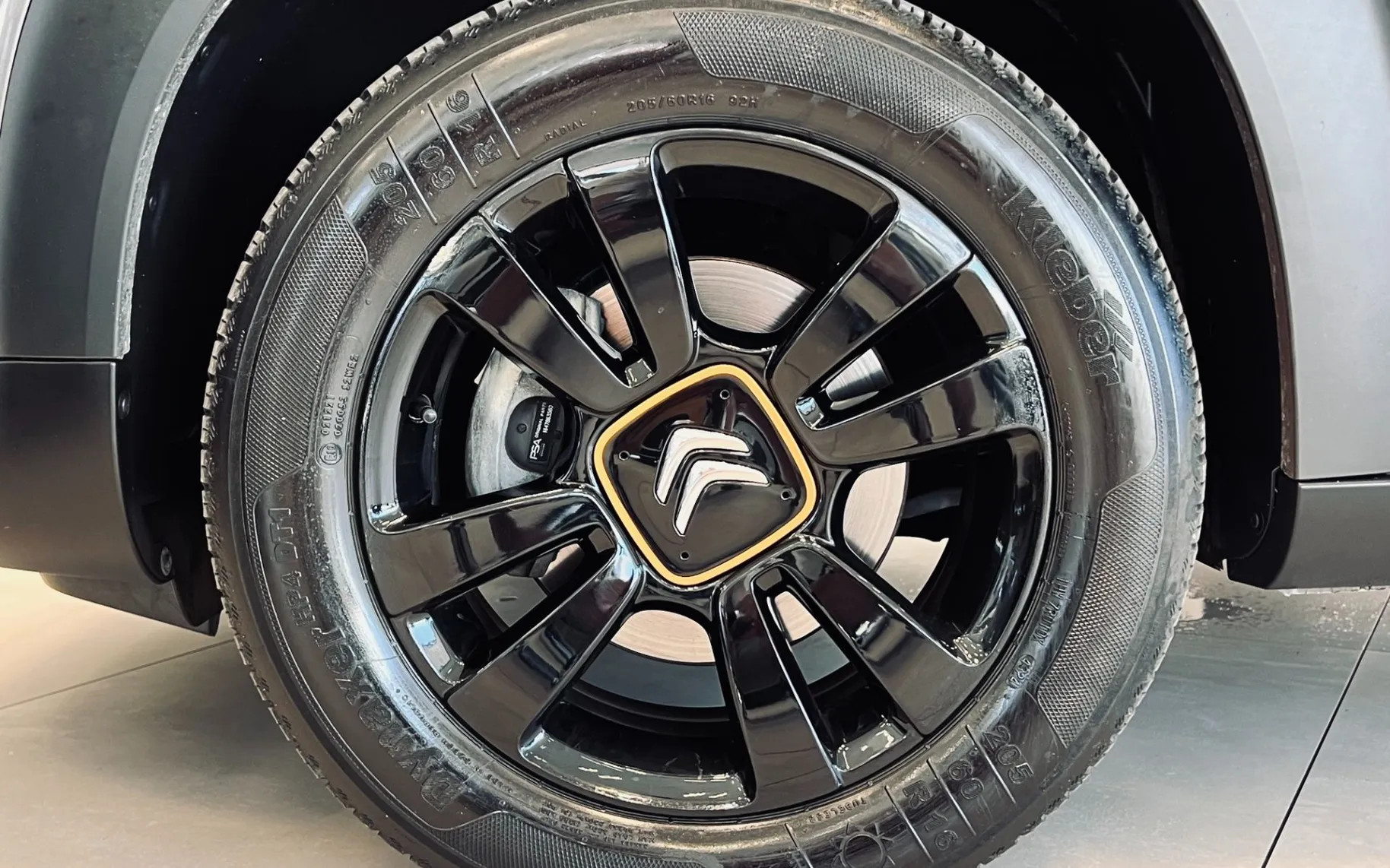 Zunanja slika - Citroën C3 - Aircross 1,2 PureTech 130 Shine Avt. - 20