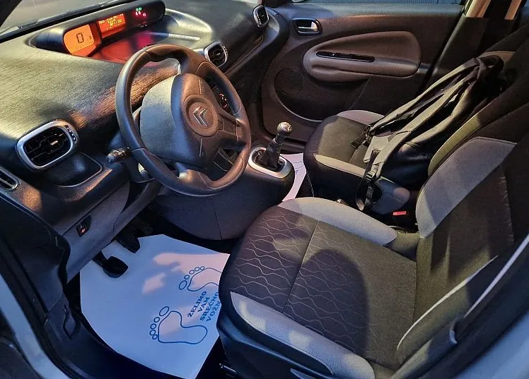 Zunanja slika - Citroën C3 Picasso - PureTech 110 BVM - 11
