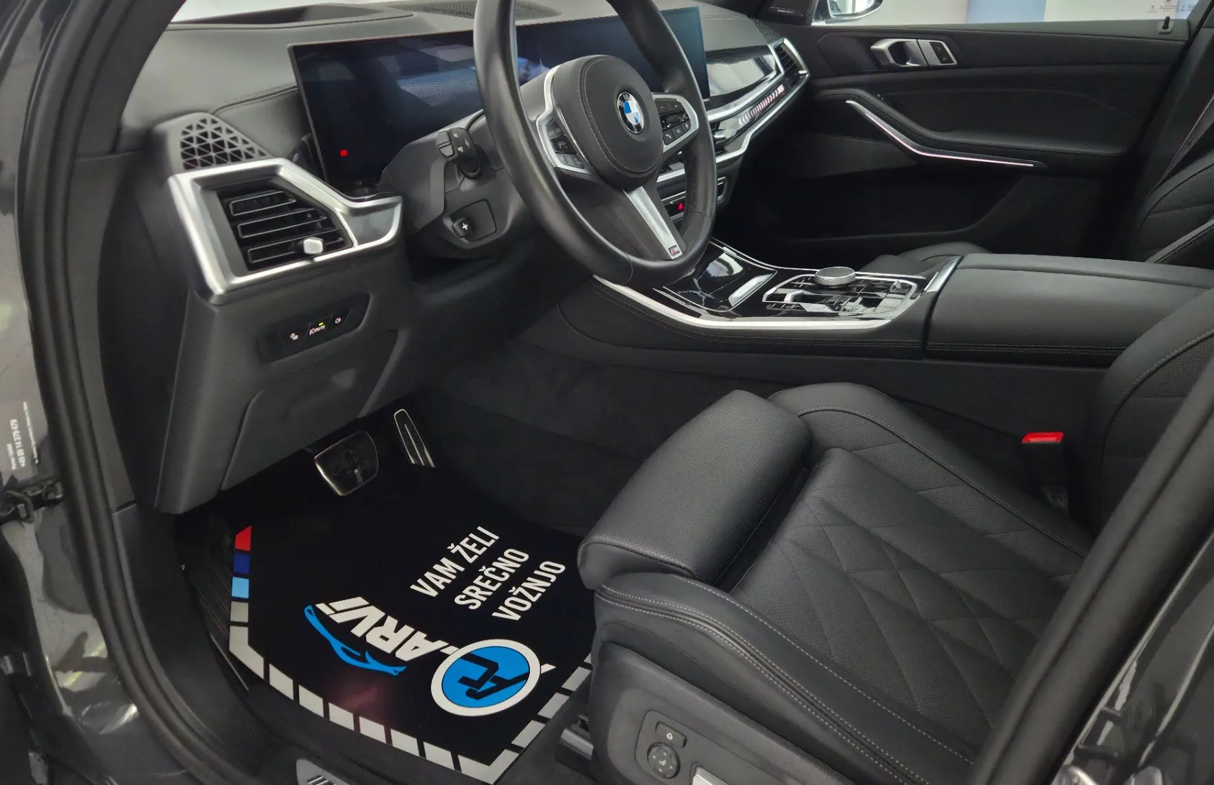 Zunanja slika - BMW X5 - serija : xDrive30d Avt-M.SPORT PRO-ZRAČ-RADAR-PANO - 10